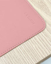 Last inn bildet i Galleri-visningsprogrammet, illustrasjonsbilde av rosa musematte. Nærbilde for å vise kvalitet og fargen av Pomelo sin musematte.
